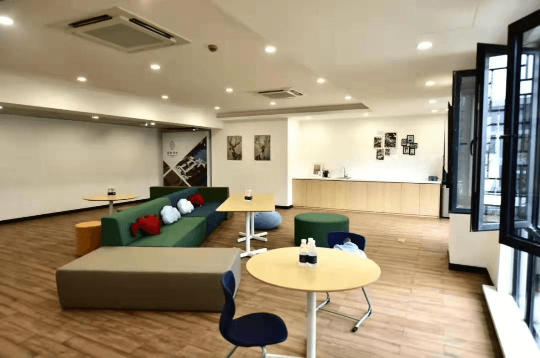 library gallery image 22